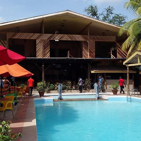 Sir Max Hotel Kumasi Kültér fotó