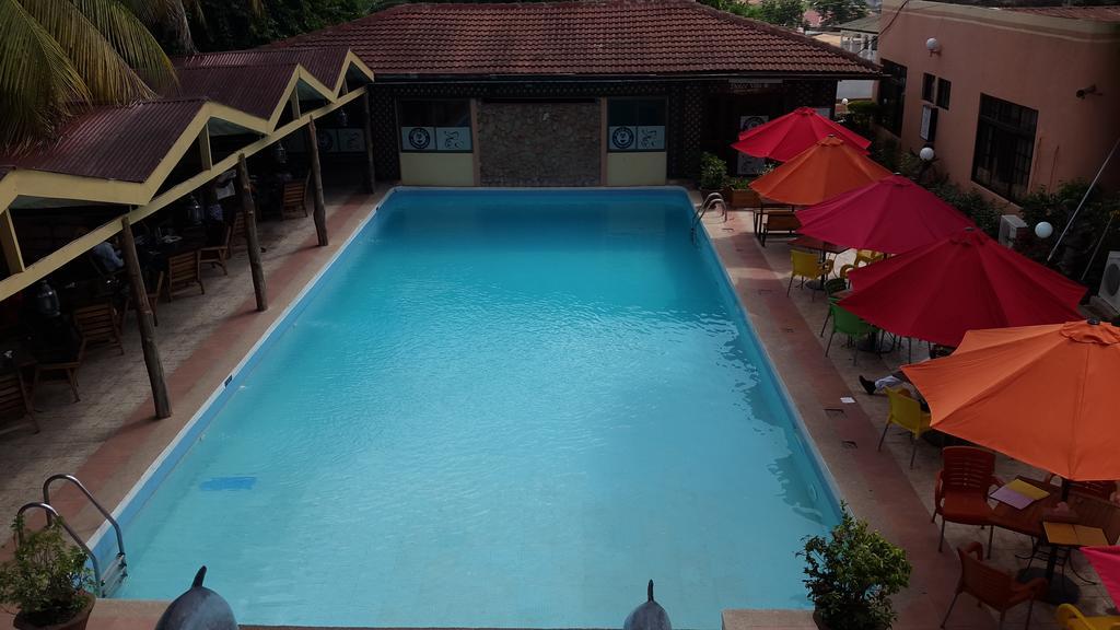 Sir Max Hotel Kumasi Kültér fotó