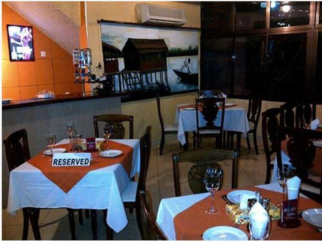 Sir Max Hotel Kumasi Kültér fotó