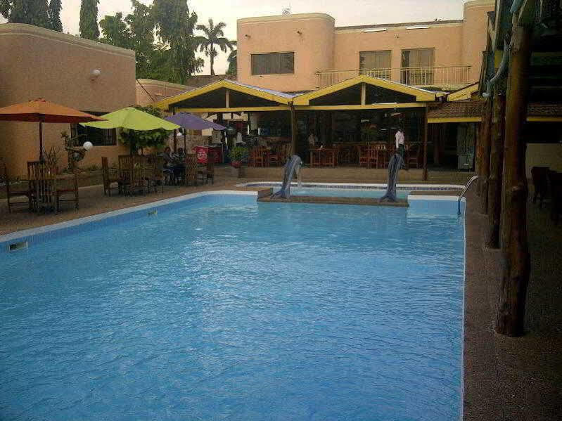 Sir Max Hotel Kumasi Kültér fotó